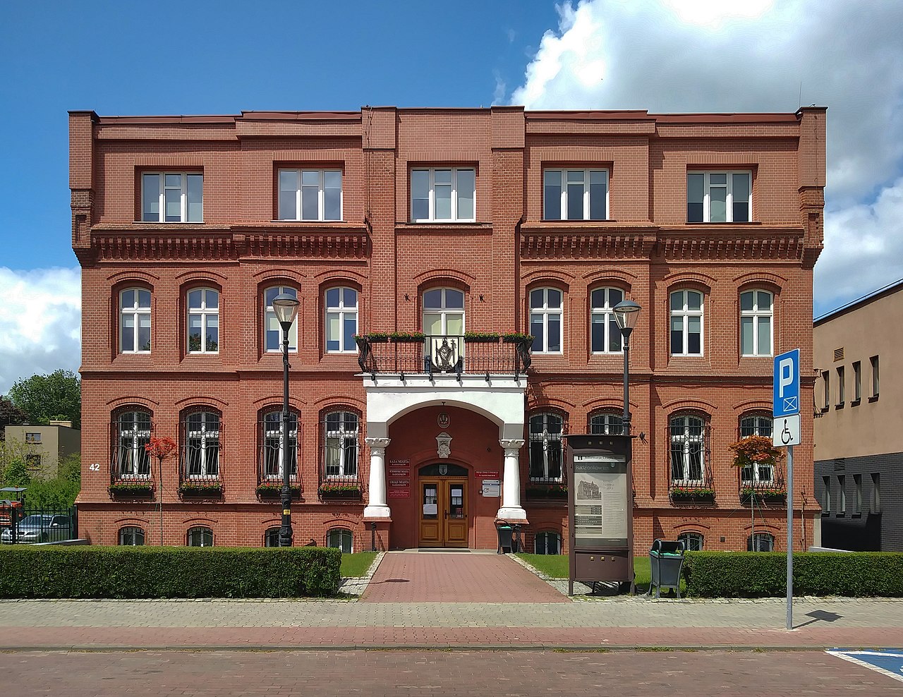 Przewóz busem z Radzionkowa do Holandii Przewóz busem z Radzionkowa do Holandii