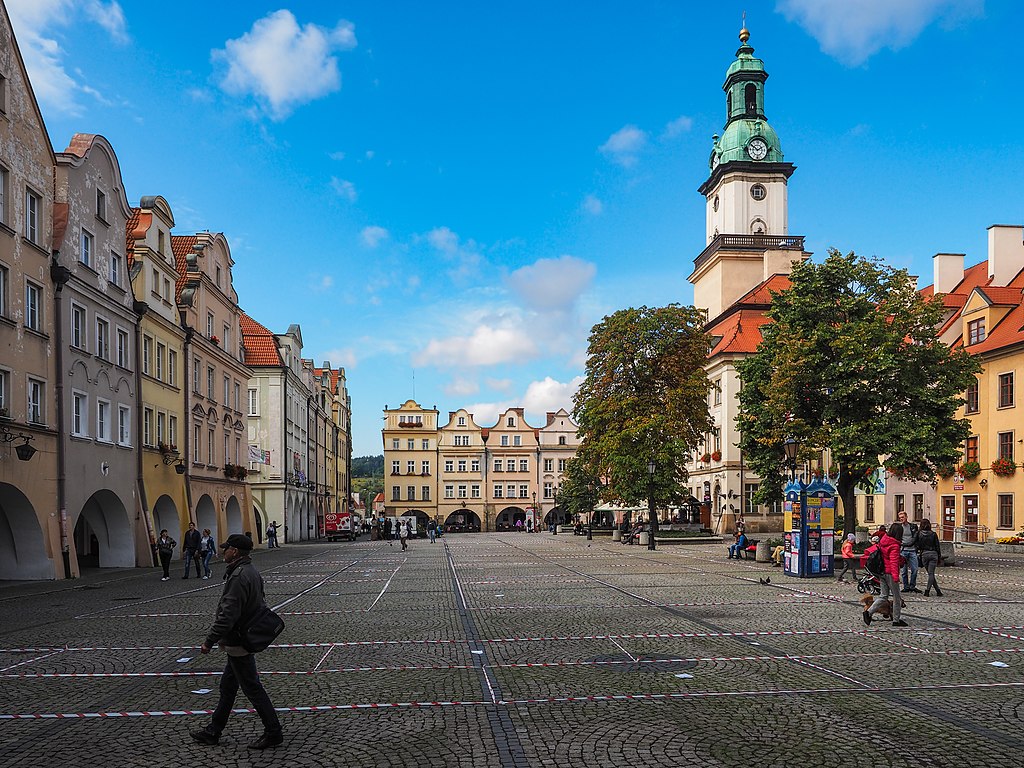 Przewóz busem z Jeleniej Góry do Holandii